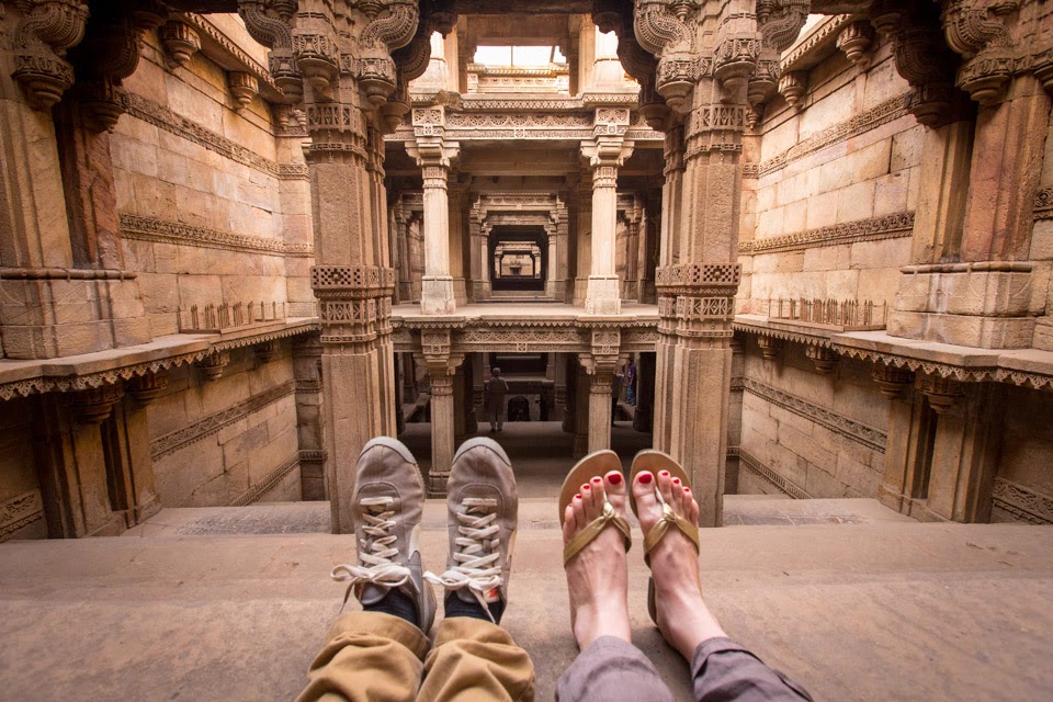 tom_robinson_feet_first_india_gujarat_2013_6094