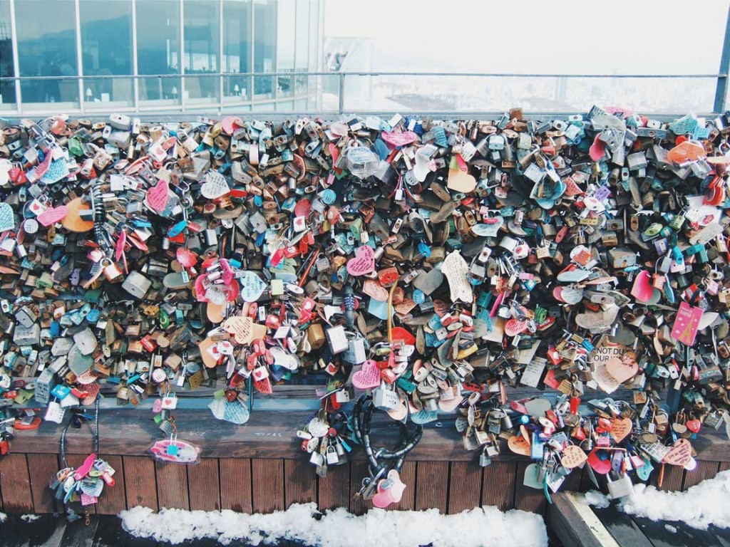 gembok cinta di namsan tower